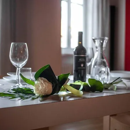 Le Finestre Sul Duomo Bed and Breakfast *