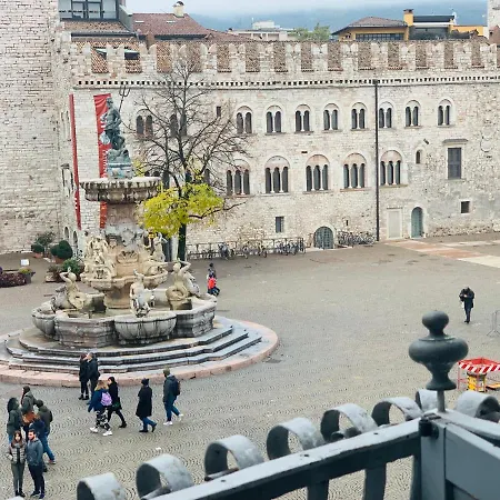 Le Finestre Sul Duomo Bed and Breakfast *